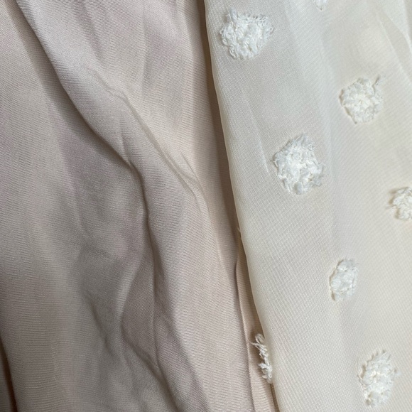 Cream tan sheer blouse white polkadot sleeves size XL womens NEW - Picture 5 of 8